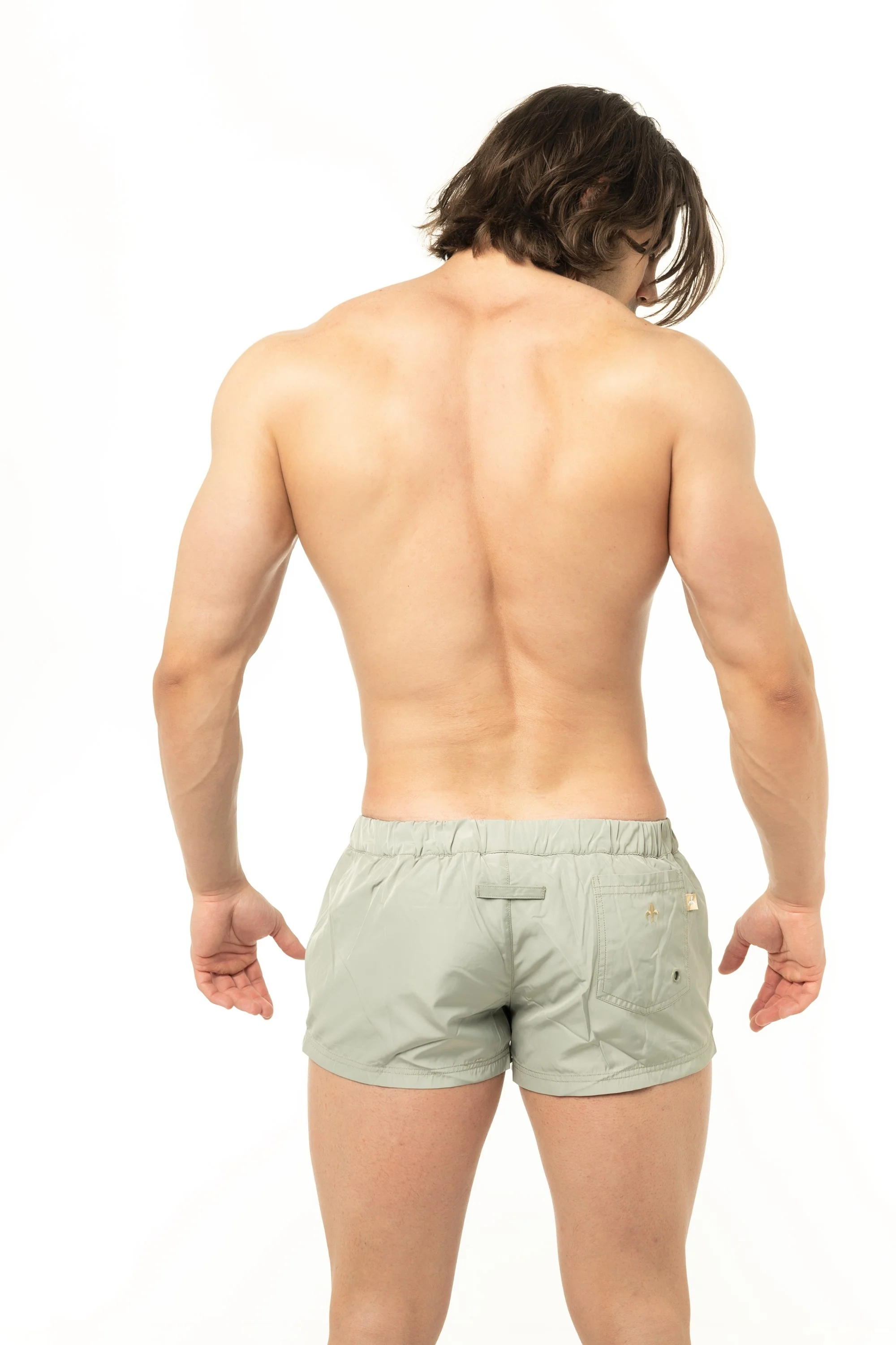 League - Image 12